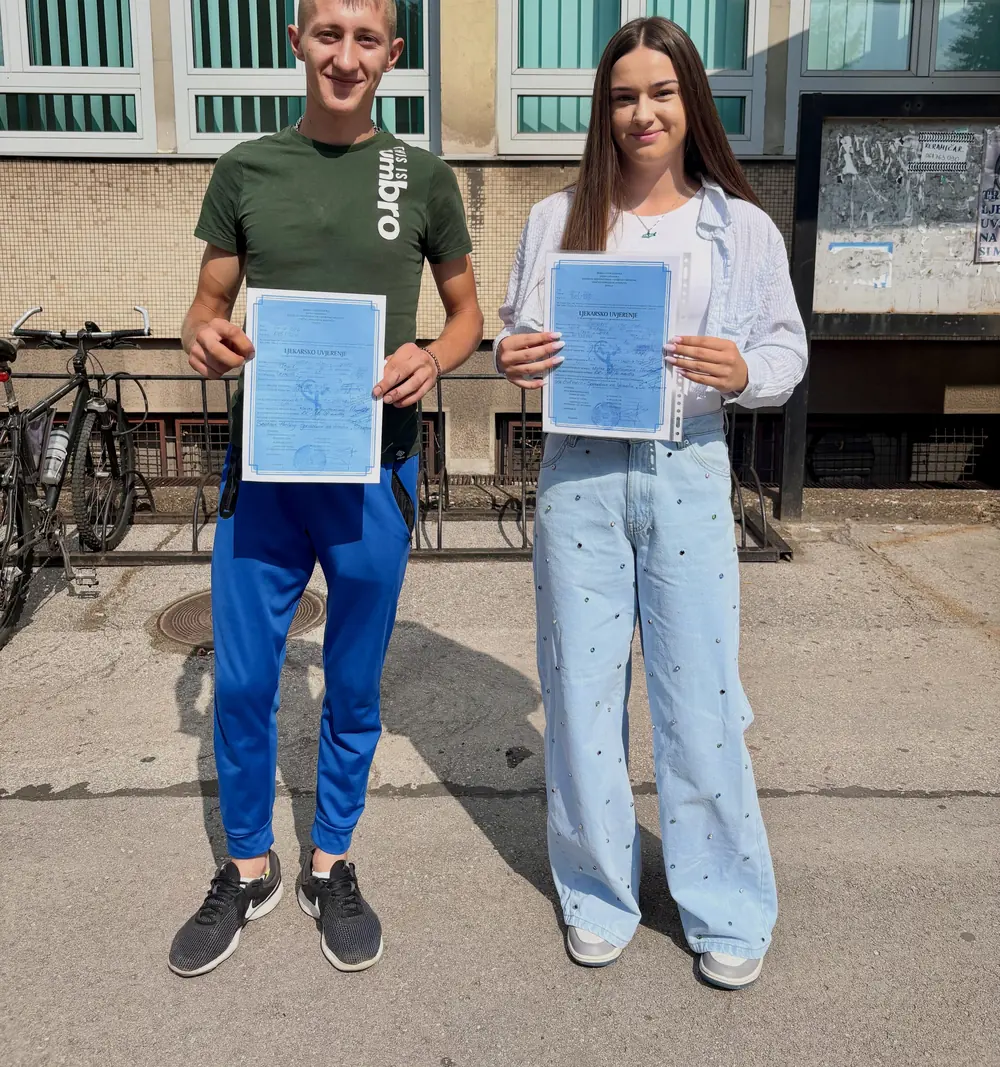 Dvoje kandidata s uvjerenjima za B i B1 kategoriju
